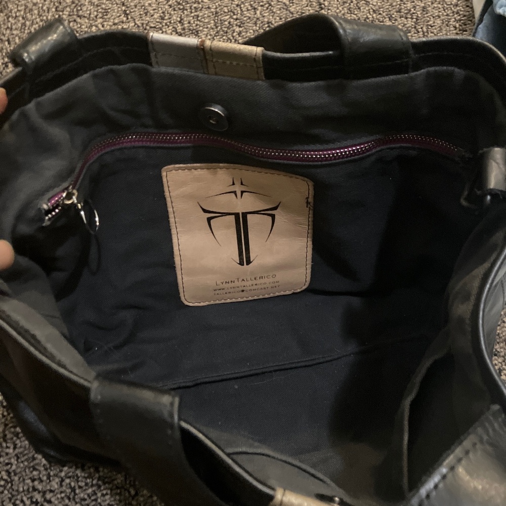 Lynn Tallerico black leather bag with gold and silver racing stripes - Picture 7 of 9